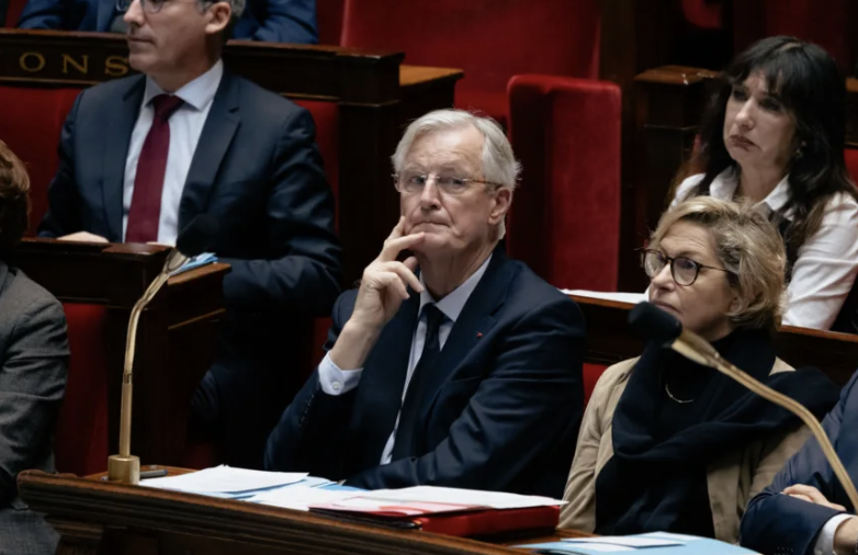 ASAMBLEA NACIONAL DE FRANCIA DESTITUYÒ AL PRIMER MINISTRO, MICHEL BARNIER